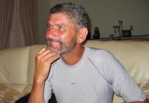 Jose Dinis Aveiro was an alcoholic and died of liver failure at the age of 52 in 2005