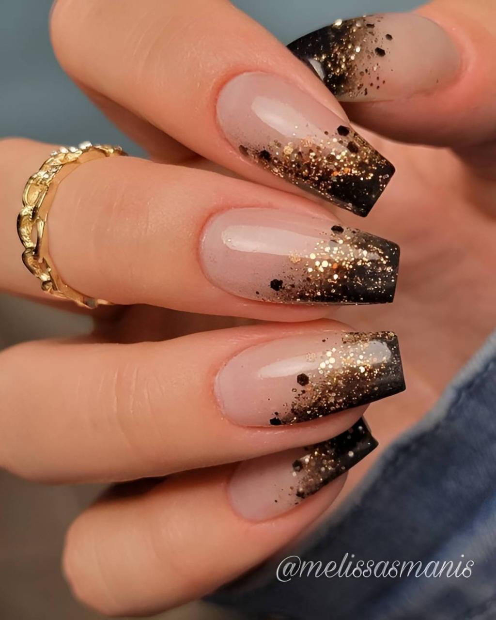 30 Classy Black Nail Designs To Glam You Up - 227