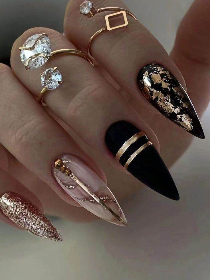 30 Classy Black Nail Designs To Glam You Up - 239