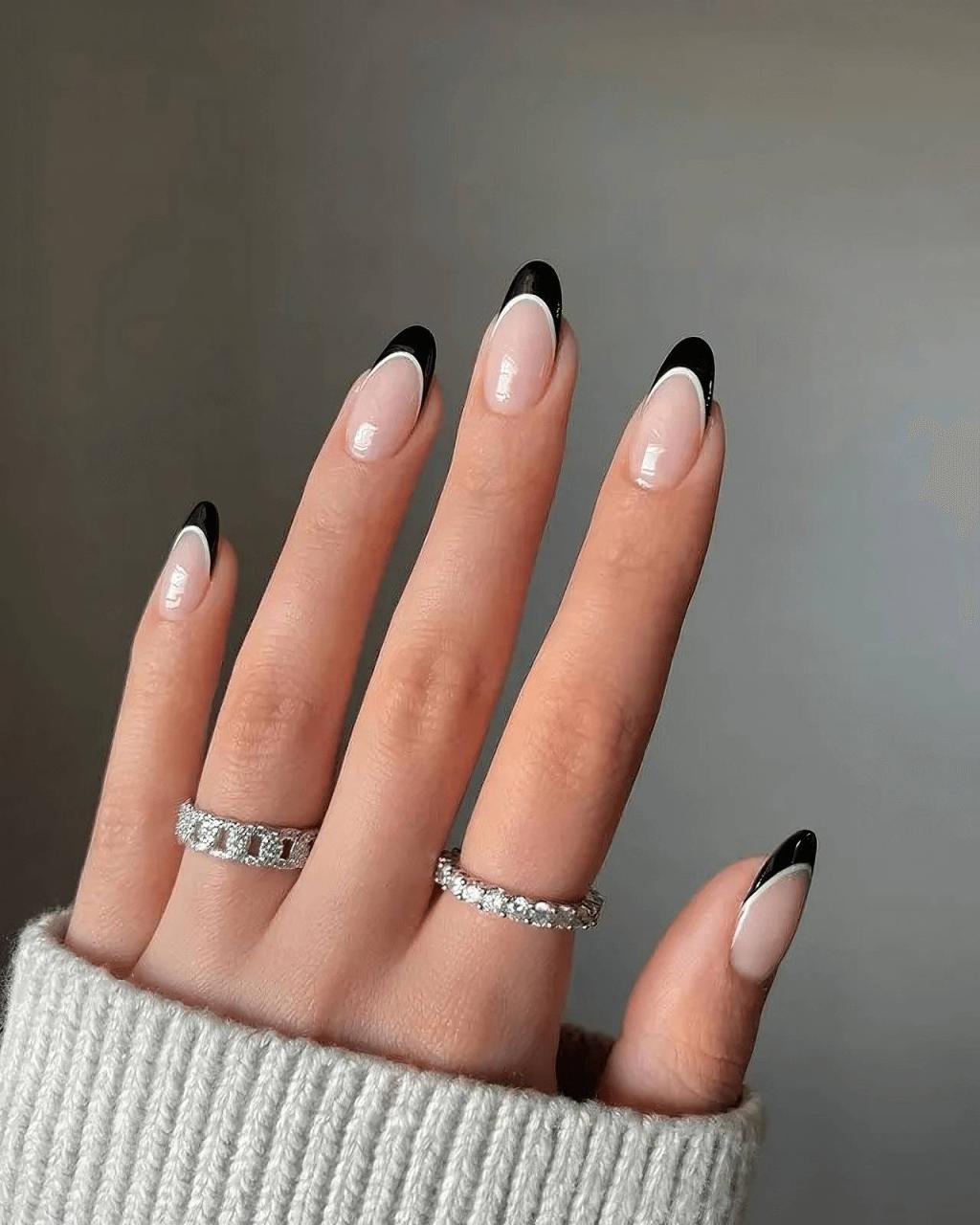30 Classy Black Nail Designs To Glam You Up - 251