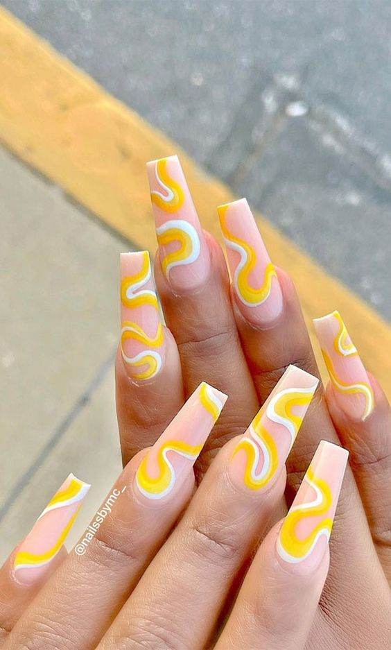 30 Fabulous Swirl Nail Designs So Easy To Copy - 225