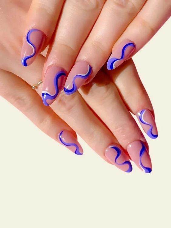 30 Fabulous Swirl Nail Designs So Easy To Copy - 237