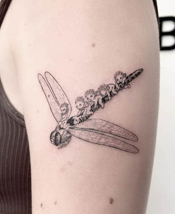 Cute dragonfly tattoo by @jarhn_tattoos