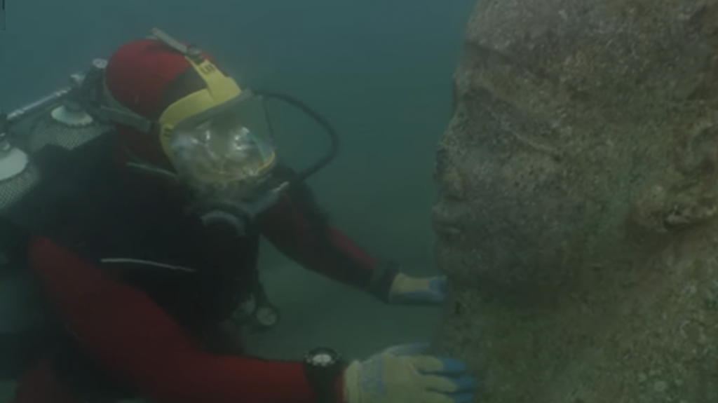 Ancient Egyptian city, Heracleion, Lost City of Heracleion, Ancient history, Archaeological discovery, Underwater exploration, Historical find, Egyptian civilization, 1,200 years ago, Historical site, Rediscovered city,