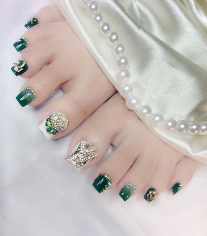 List of diverse beautiful nail designs for brilliant girls to welcome summer