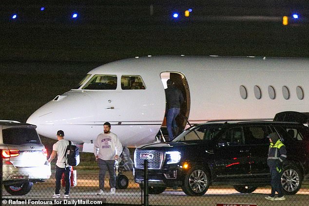 Hours earlier, DailyMail.com spotted Taylor boarding a plane to London to see her pal Beyonce