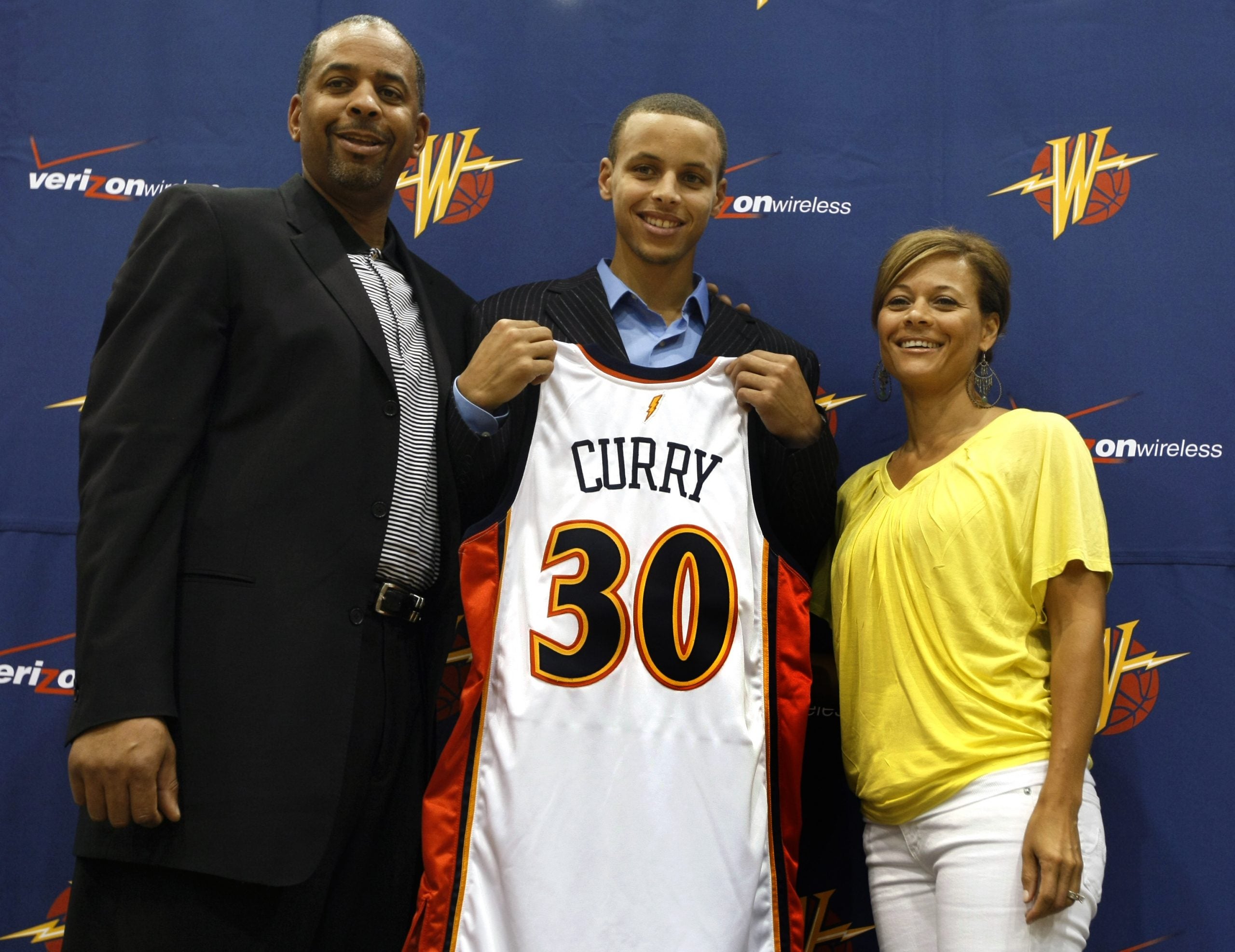 Steph Curry's Mom Sonya Files For Divorce From Dell Curry After More Than  30 Years Of Marriage | Essence