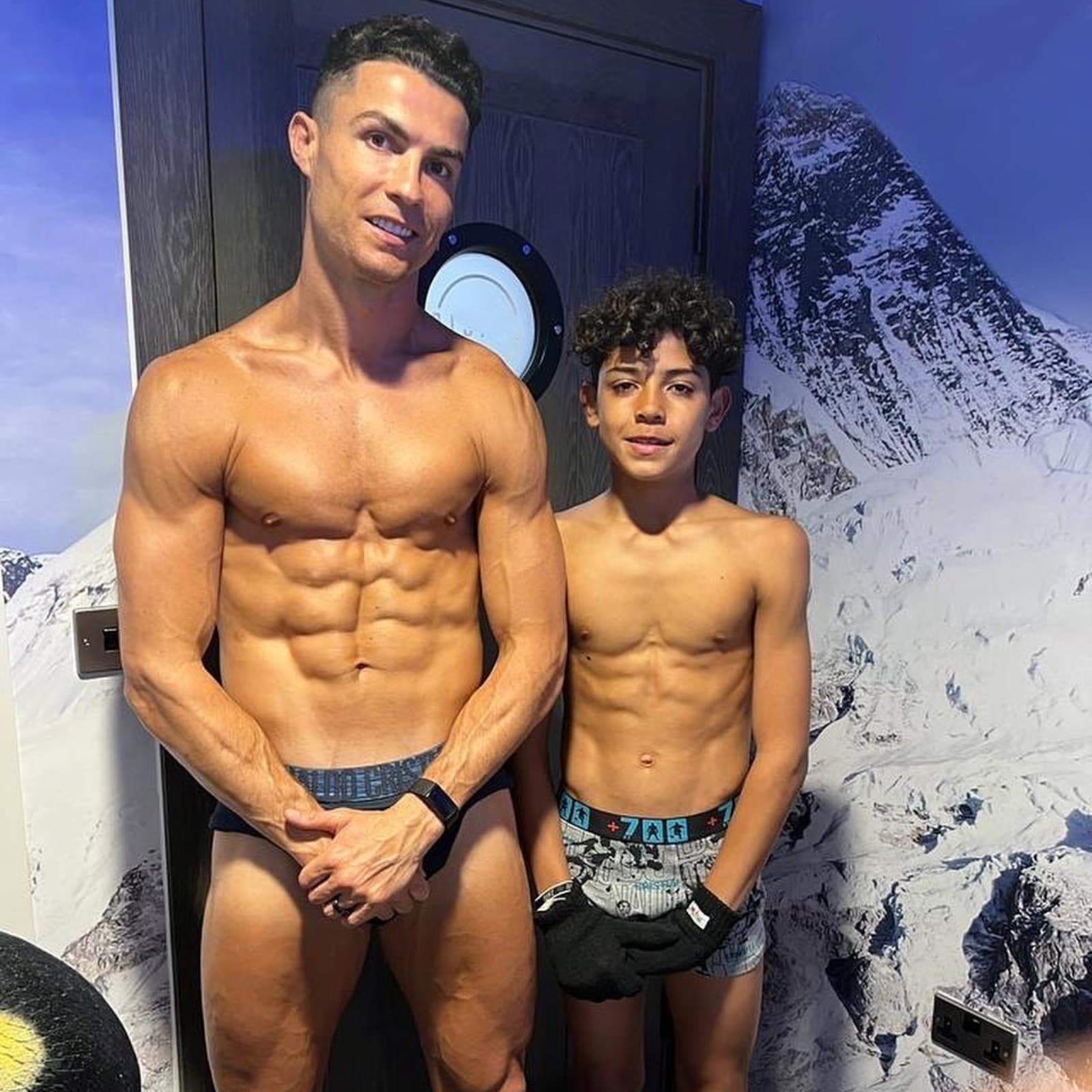 Cristiano Ronaldo And His Son Flaunt Shredded Abs in a Viral Shirtless  Picture on Instagram