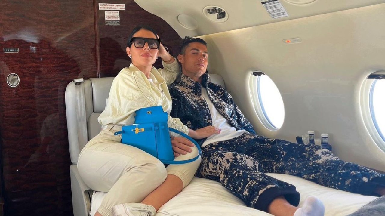 Inside Ronaldo's Exclusive Private Jet: A Glimpse into the Epitome of Skyborne Luxury 4