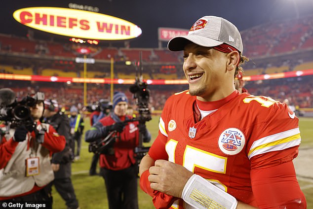 Just hours earlier, Mahomes had led his team to a 25-17 victory over the Cincinnati Bengals, which clinched the team's eighth straight AFC West title