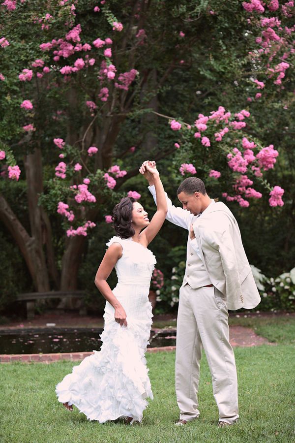 likhoa stephen curry and his wife suddenly posted a dreamlike wedding photo from years ago on social networks surprising fans 652f8283033bb Stephen Curry And His Wife Suddenly Posted A Dreamlike Wedding Photo From 10 Years Ago On Social Networks, Surprising Fans.