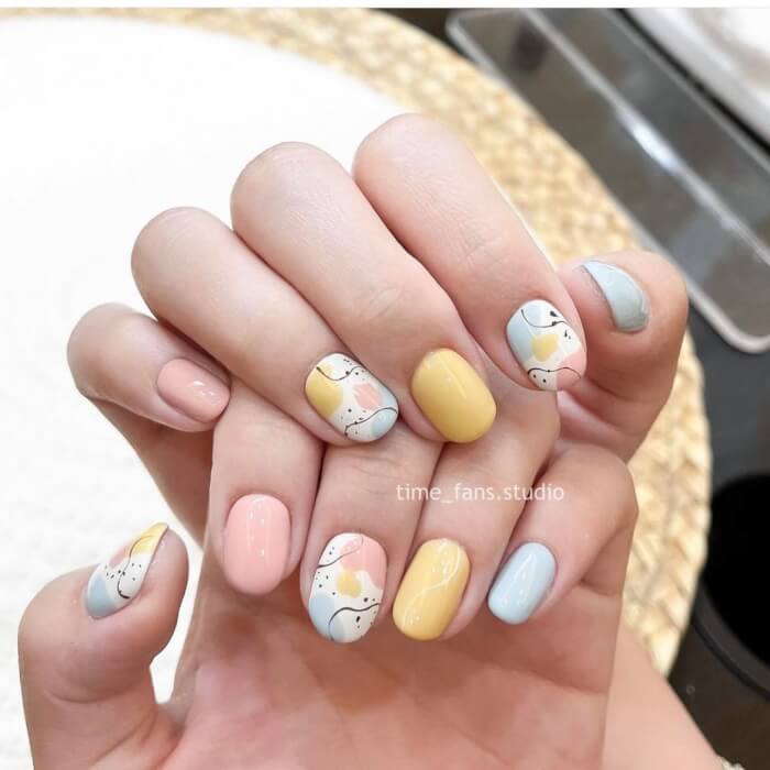 Yellow And Pink Nails