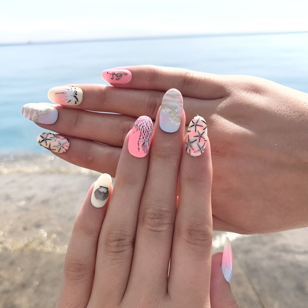 40+ Vacation Nail Art Ideas Perfect For A Beach Summer Holiday - 335