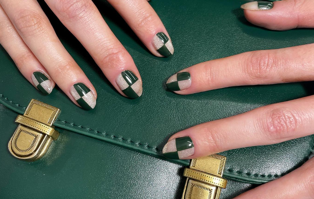 dark green checkered nails