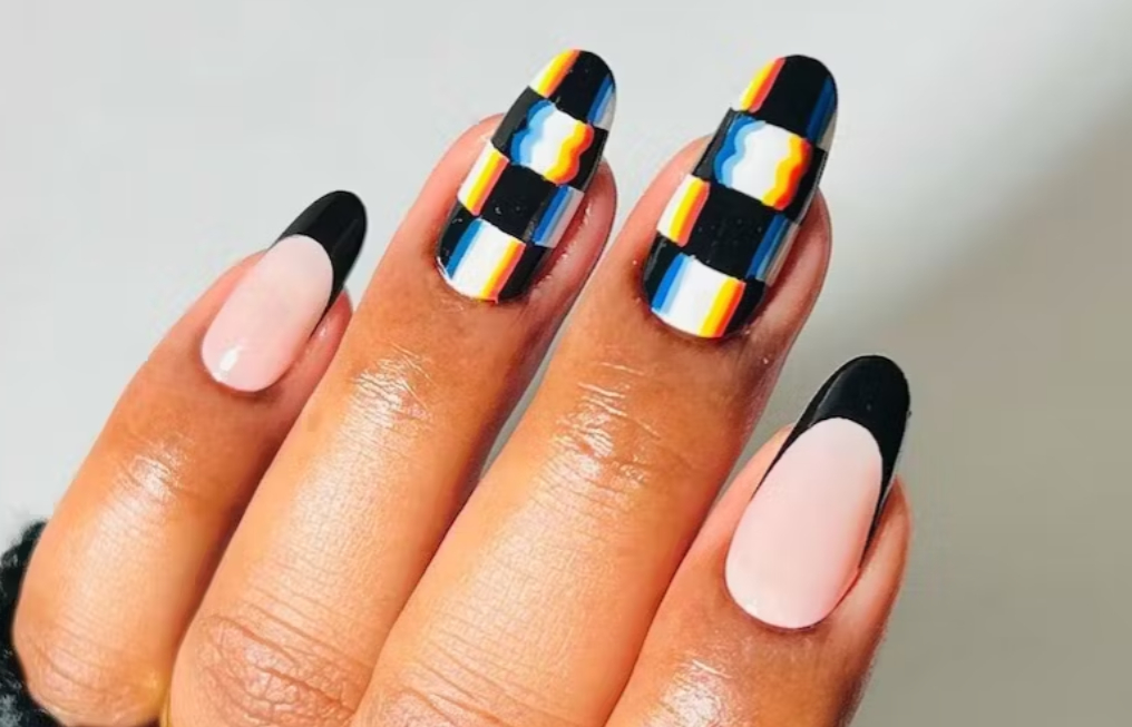 glitch checkered nails