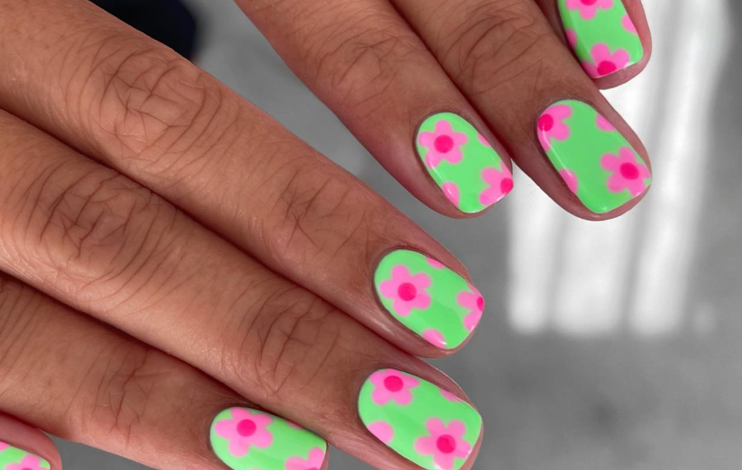 green and hot pink nails