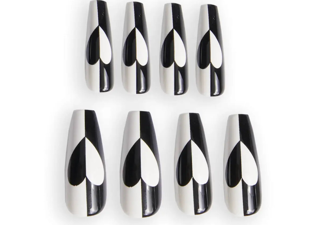 illusion stiletto checkered nails