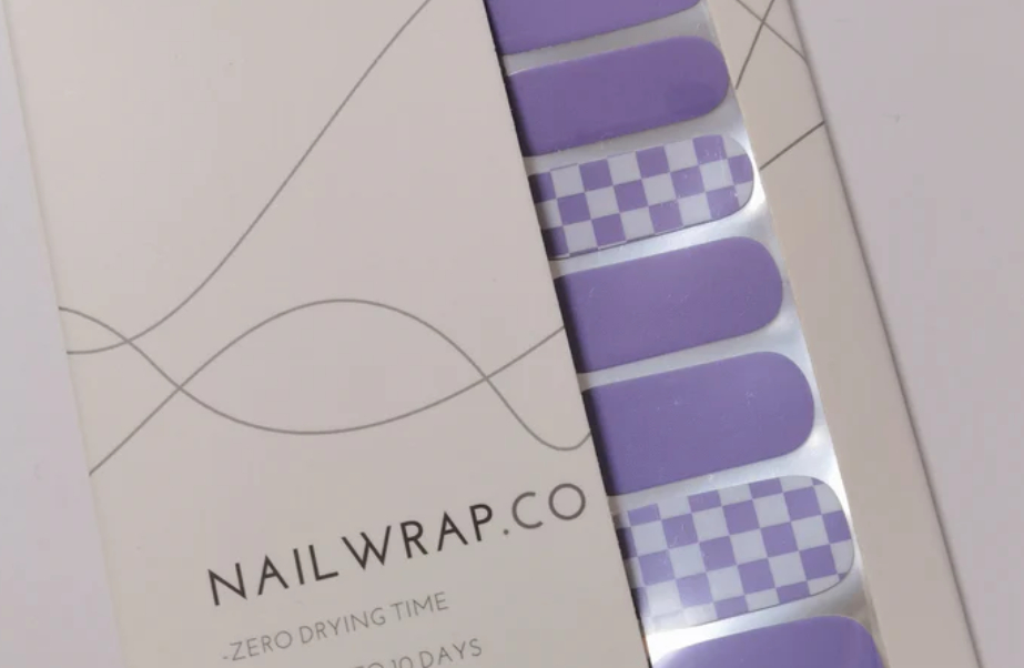 lilac checkered nails nail design