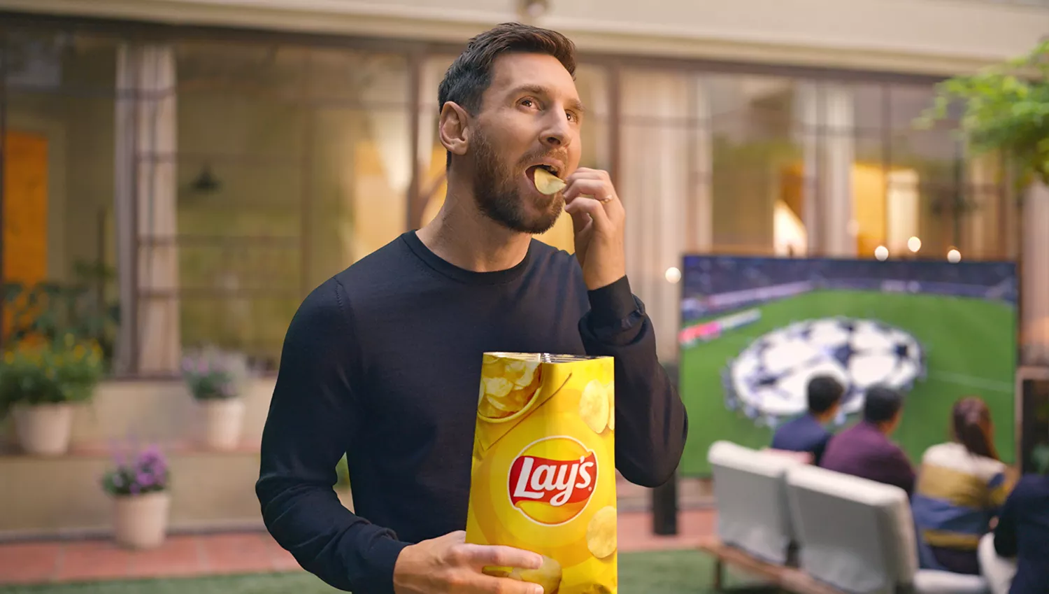 Lionel Messi Partners with Lay'