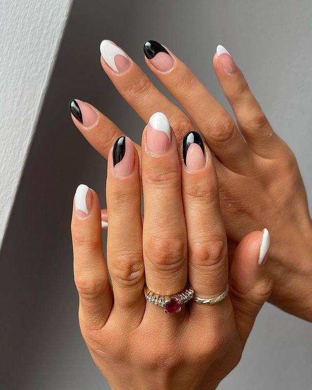 cute nails, cue nails acrylic, cute nails for summer, cute nail designs, cute nail ideas, cute nail art, white nails, black nails, abstract nails, French tip nails