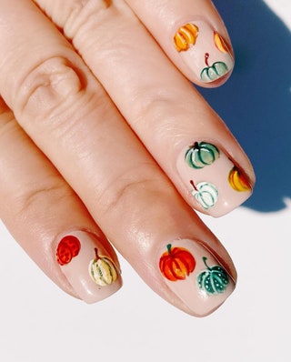 Pumpkin Thanksgiving nail art