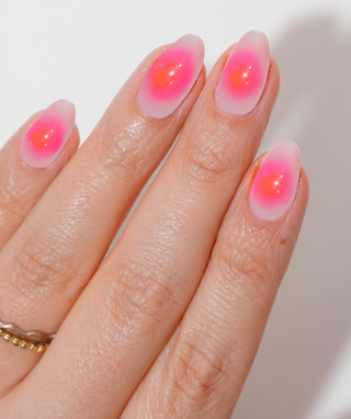 aura nails