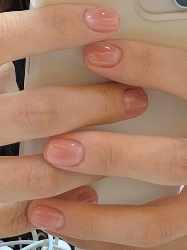 simple Korean blush nails