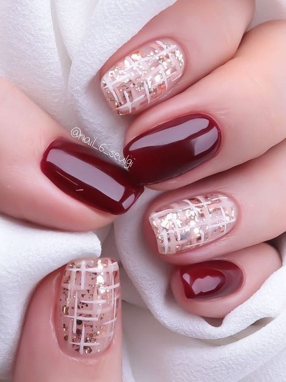 Korean tweed accent winter nails