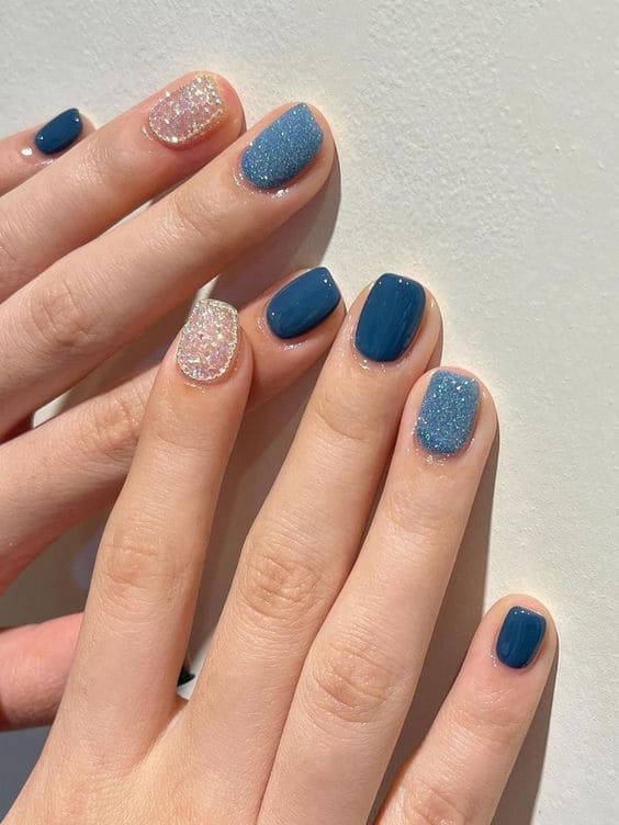 shades of blue nails