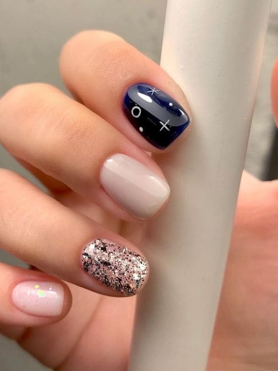 Korean dark blue nails: night sky