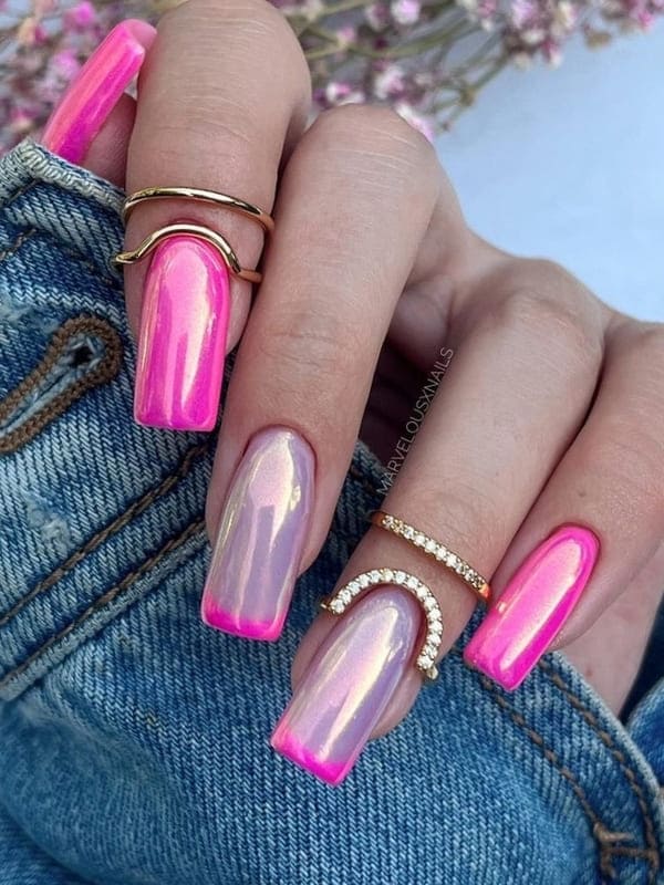 Barbie pink nails: chrome French tips 