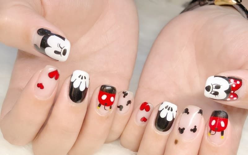 Mẫu nail Mikey theo style dễ thương