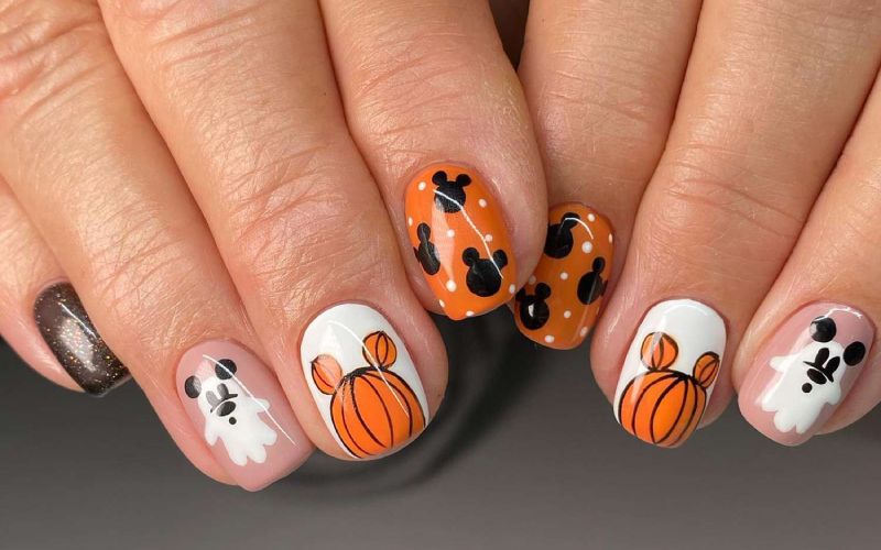 Những mẫu thiết kế bắt trend Halloween dành cho các cô nàng mê Mickey