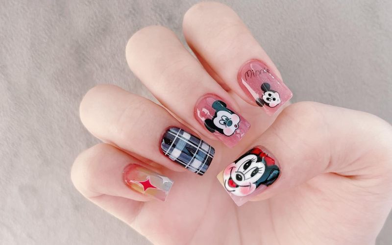 Những bộ nail dễ thương như thế này sẽ làm các cô nàng thấy yêu đời hơn đó