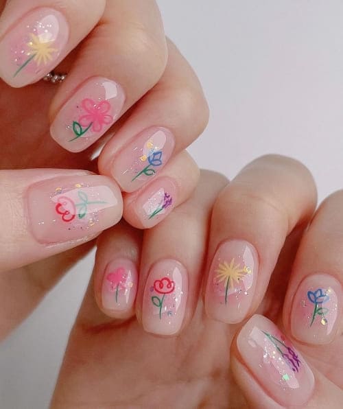 simple flower nail designs: vibrant florals