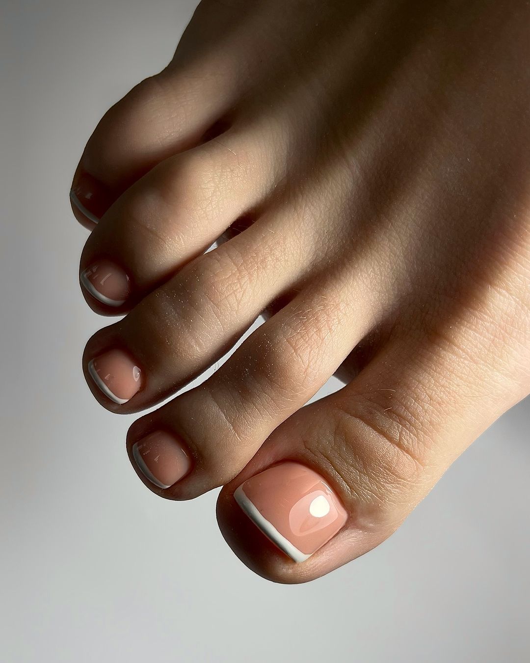 Beach-Ready Toes: Simple Summer Toe Nail Ideas