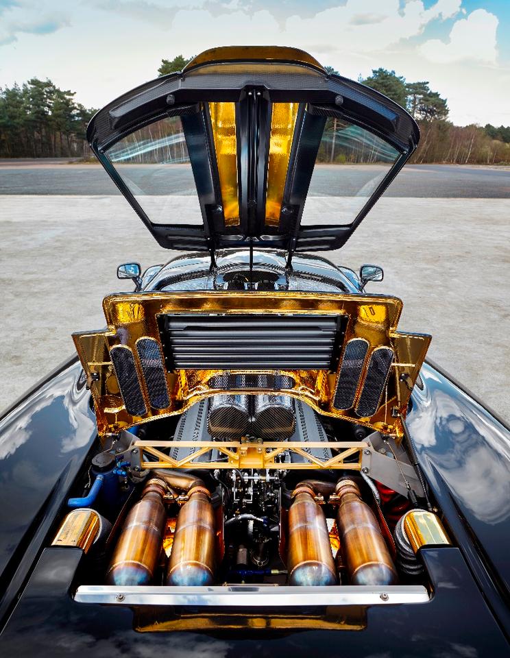 As you might recall, McLaren lined the F1 engine bay with gold to reflect heat