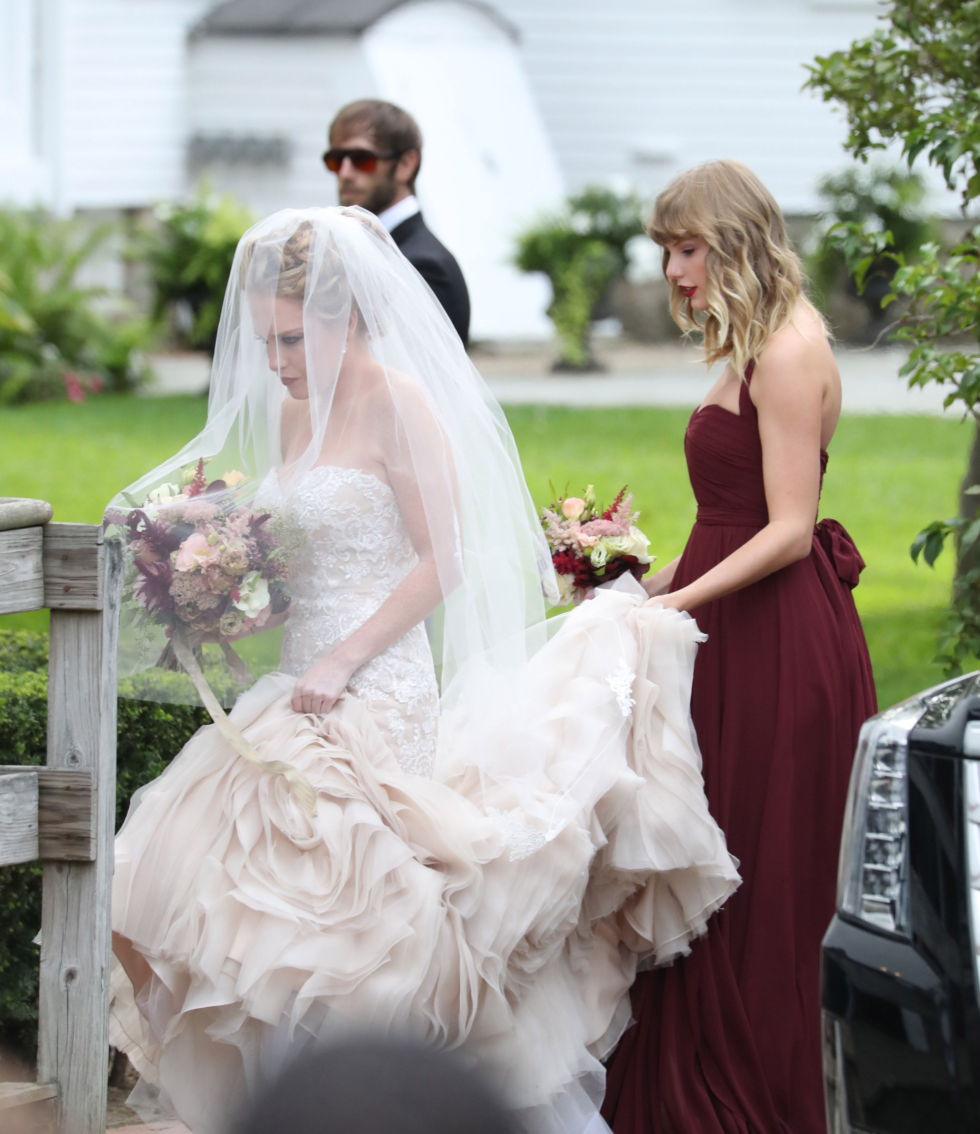 Taylor Swift Looks Stunning as a Bridesmaid For BFF Abigail Anderson's  Wedding -- See the Pics! | Taylor swift style, Bridesmaid, Taylor swift  pictures