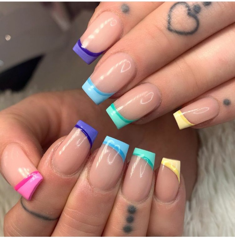 rainbow nail designs